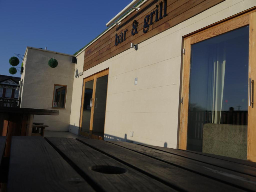 The Lodge Barnby Dun Exteriör bild